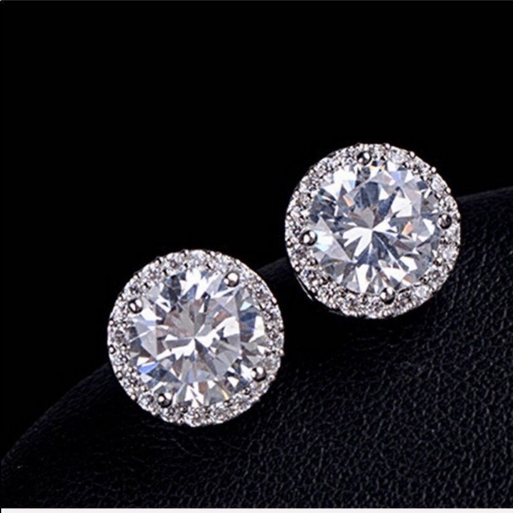 NWT 5 Star ⭐️ White Gold Plated Crystal Zi… - Picture 2 of 7